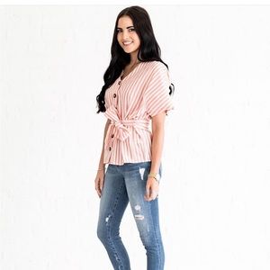 Pink Threads Rachel Parcell Everday Shop Striped Button Front Top L